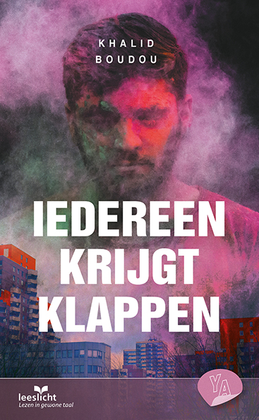 Iedereen_krijgt_klappen_-_cover_Lowres.jpg